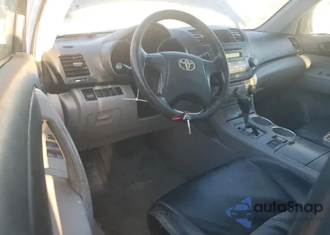 2008 Toyota Highlander z USA, uszkodzony, nr VIN JTEDS41A382003111